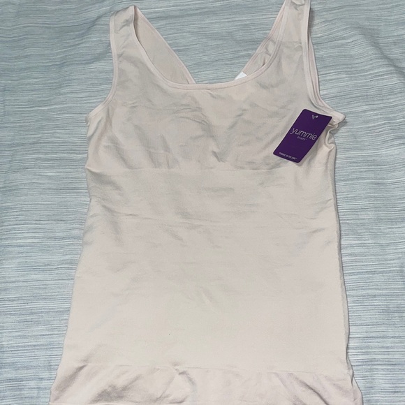 Yummie by Heather Thomson Other - Yummie tank shape wear L/XL